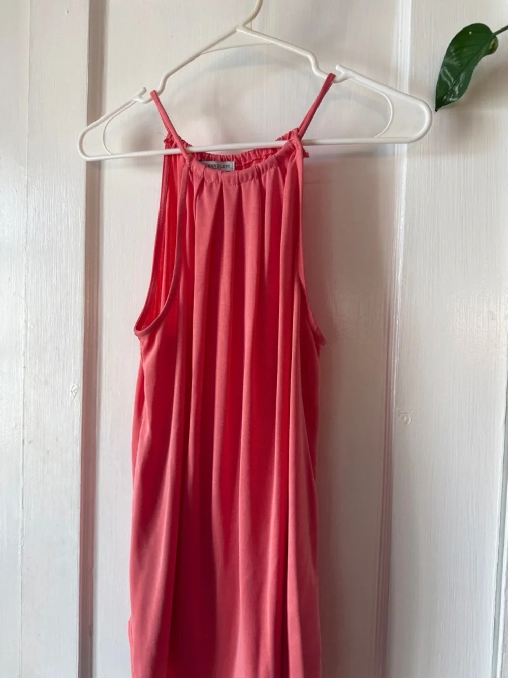 Green Envelope Coral Halter Camisole - Picture 2 of 7